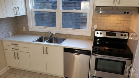 For Lease - 310 BYRON Avenue Unit# 5, Westboro - Hampton Park, Ontario - Photo 5