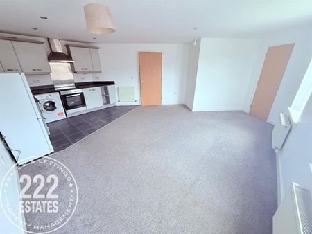 Redfearn Walk - Warrington - WA2 - Photo 3