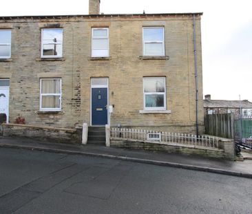 2 bedroom semi-detached house to rent - Photo 4