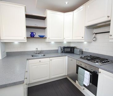 2 bedroom flat to rent - Photo 6