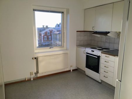 1½:a med stor balkong - Photo 5