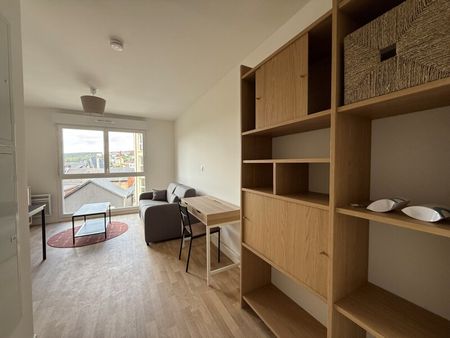 Location Appartement 1 pièce 20m² MAROMME 76150 - Photo 2