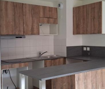 Location Appartement 2 pièces 36m² STE FOY LES LYON 69110 - Photo 3