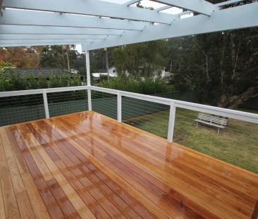 “Renovated Family Friendly Home” - Photo 3