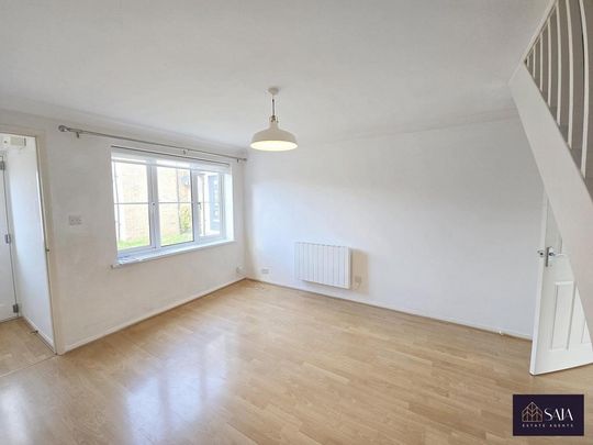 2 bedroom terraced house to rent - Photo 1