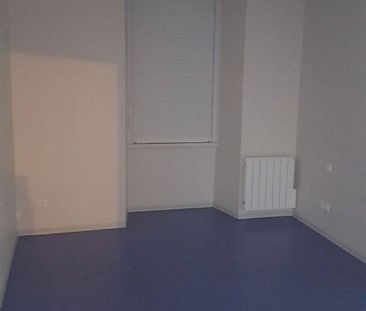 Location appartement 2 pièces 56 m² à Vabres-l'Abbaye (12400) - Photo 3