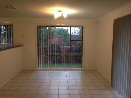 3Bed Home In East Dubbo + Single Garage - Photo 4