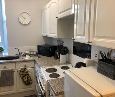 2 bedroom flat to rent - Photo 6