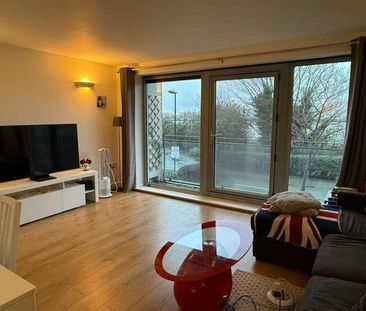 Merbury Close, London, SE28 - Photo 1