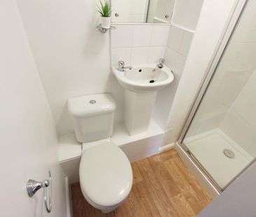1 bedroom flat to rent - Photo 4