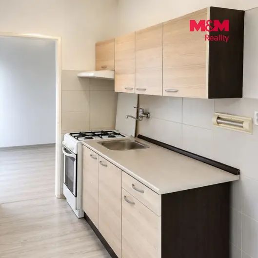 Pronájem bytu 3+1 v Ústí nad Labem, ul. Mlýnská - Photo 1