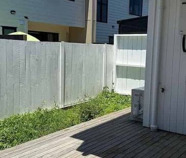 2 BDR Townhouse For Rent ( Mangere East) - Photo 1