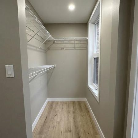 🔑NOUVEAU - POUR 1ER JUILLET- 3 1/2 NEUF Secteur St-Sauveur - Photo 4