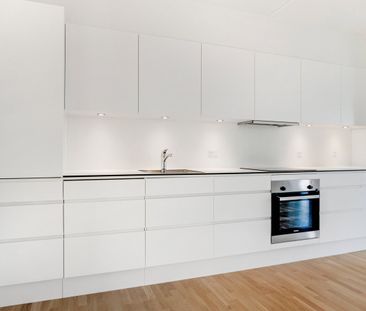 Stor 4 værelses lejlighed med eget terrasse og altan i hjertet af B... - Photo 2