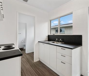 1/52 Bayly Street, Waitara - Photo 6
