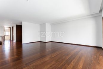 Apartamento T3 em Porto
