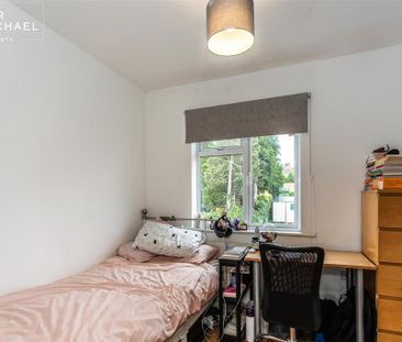 6 bedroom semi-detached house to rent - Photo 5