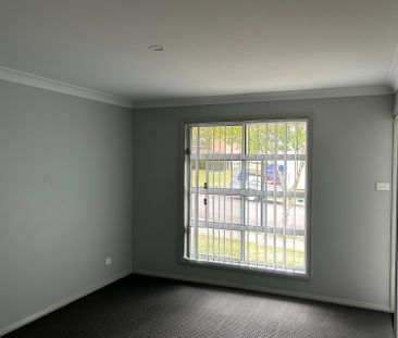 8 Lillias Street, Cameron Park NSW 2285 - Photo 3