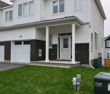 For Lease - 4108 Obsidian Street, Barrhaven, Ontario - Photo 2