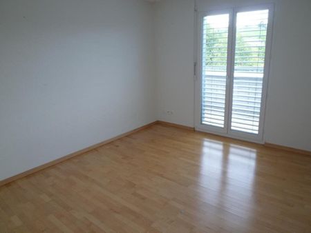 Modern 5.5-room attic apartment in Bolligen - Foto 2