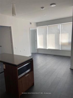 For Lease - 203 College Street Unit# 508, Toronto, Ontario - Photo 1