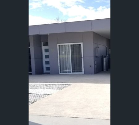 15B Parramatta St, Nowra, NSW 2541 - Photo 3