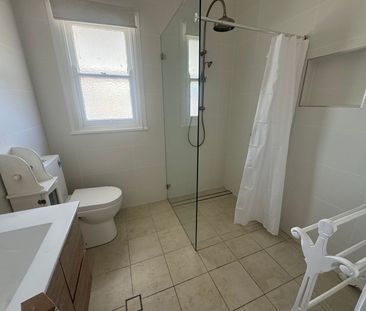 Tamworth Furnished Accommodation - North - Photo 6