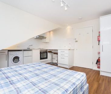 Studio to rent - Photo 6