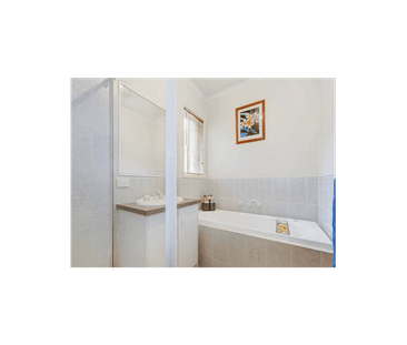 8 Hampshire Court, Tarneit, Vic 3029 - Photo 6