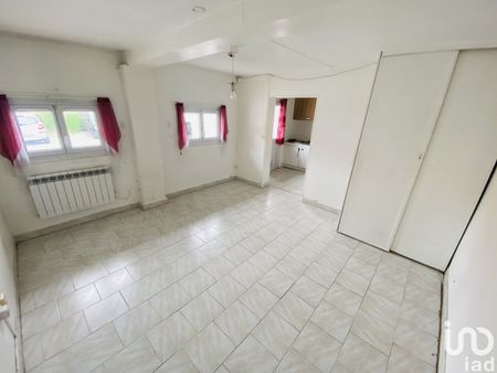 Appartement 1 pièce de 27 m² à Saint-Martin-Longueau (60700) - Photo 4