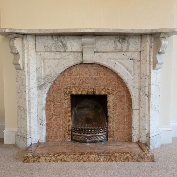 Kilwarlin House, 129 Moira Road, Hillsborough, BT26 6JW - Photo 1