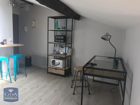Location Appartement 1 pièce 15m² POITIERS 86000 - Photo 2