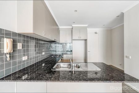 Impressive Abode In Convenient Locale - Photo 4
