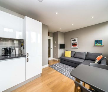 1 bedroom flat to rent - Photo 2
