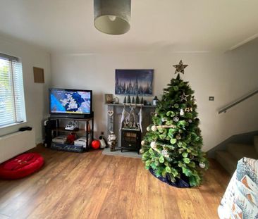 2 bedroom link detached house to rent - Photo 6