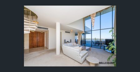 Luxury Four-Bedroom Riverfront Apartment - Fully Furnished - Photo 4