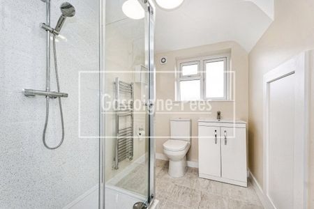 Waltham Avenue, Guildford - Photo 3