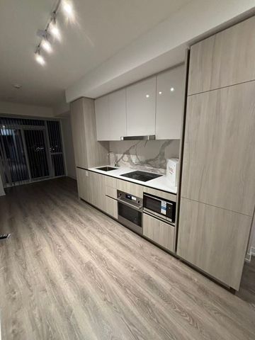 For Lease - 8 interchange Way Unit# 2101, Vaughan, Ontario - Photo 2