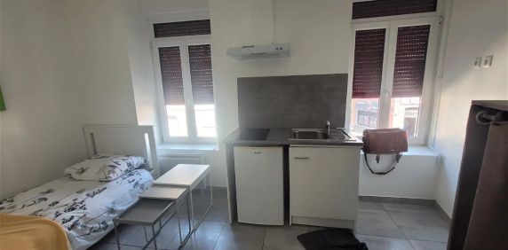 Location appartement 1 pièce - 15.3m² à Roubaix (59100) - Photo 2