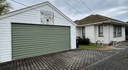 Three bedroom home in Bryndwr - Photo 4