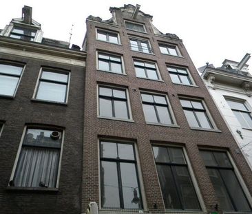 Te huur: Warmoesstraat 60-3, 1012 JG Amsterdam - Photo 3