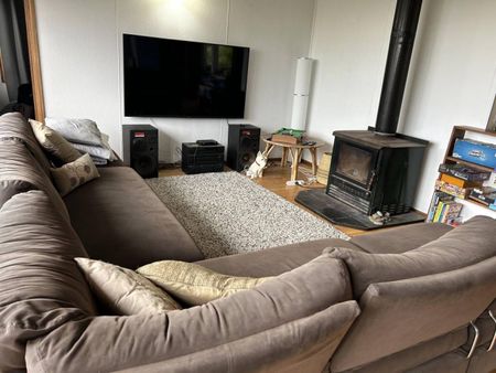 House to rent in Skenes Creek - Photo 5