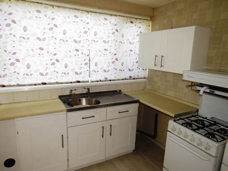 3 bedroom house to rent - Photo 2