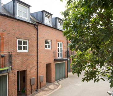 2 bedroom townhouse to rent - Photo 2