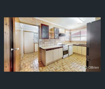 19 Seccull Drive, Chelsea Heights, Vic 3196 - Photo 6