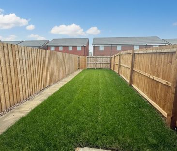 3 bedroom terraced house to rent - Photo 3