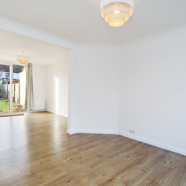 3 bedroom semi-detached house to rent - Photo 1