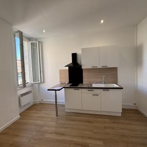 Location T1/2 24m² Marseille 13009 Cabot - Photo 2