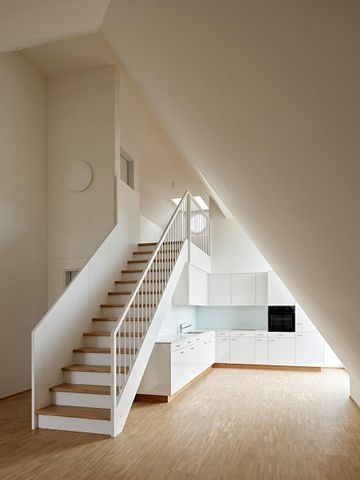 Exklusive Wohnung in ruhigem Viertel der Stadt! - Photo 2