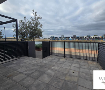 Take in stunning water views from this well-presented home - Photo 4